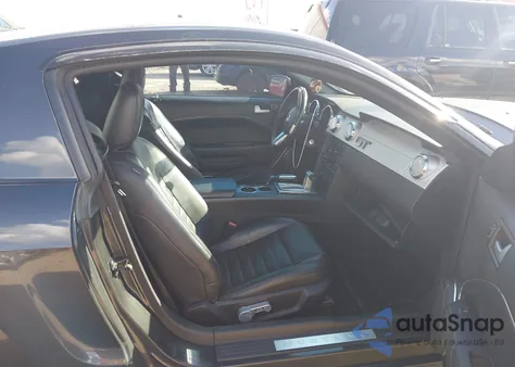 2008 Ford Mustang Gt Deluxe/Gt Premium from USA, damaged, VIN 1ZVHT82H285176717